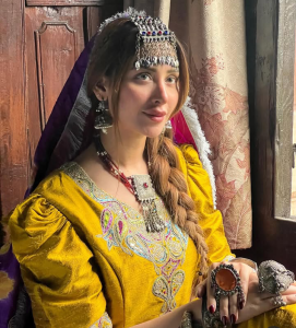 Mahira Sharma Biography 