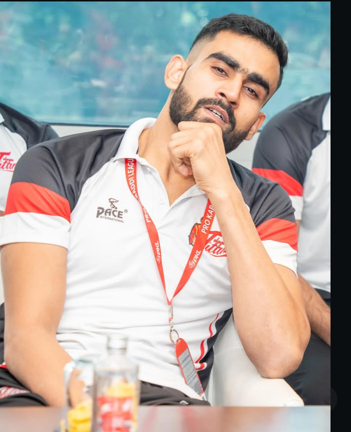 Bharat Hooda Biography