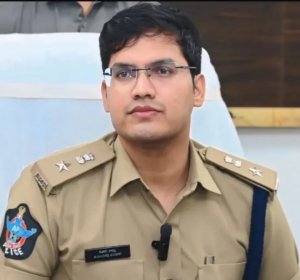 Police officer in uniform speaking