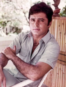 Sanjay Khan Biograppy 